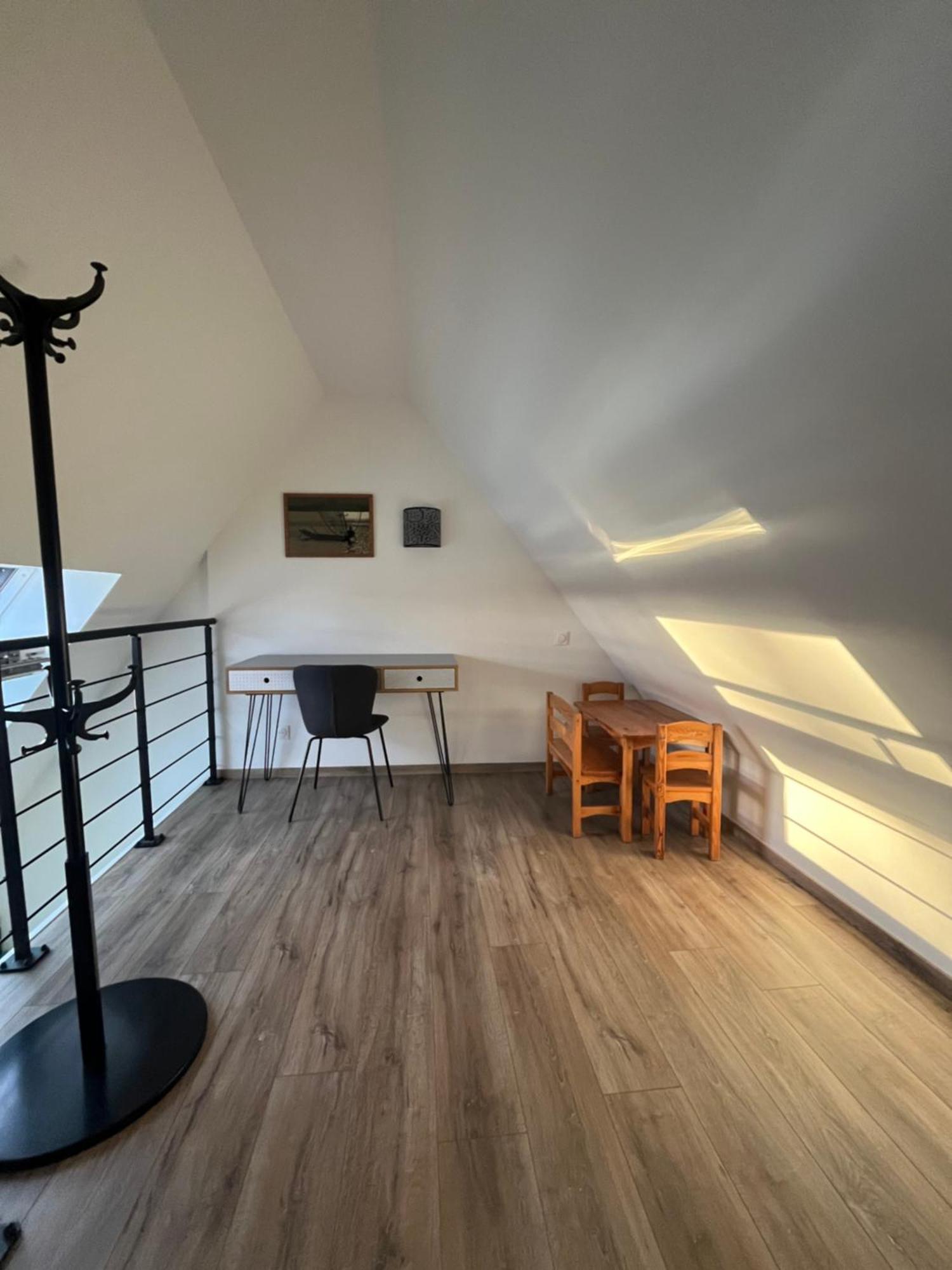 Maison Renovee Au Calme Bieville-Beuville Buitenkant foto
